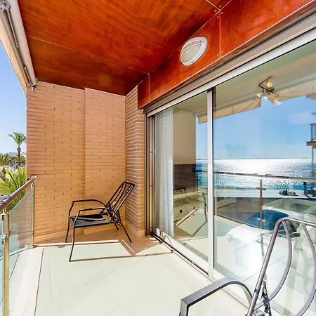шикарная на первой линии -luxury On The First Line Sea Apartmán